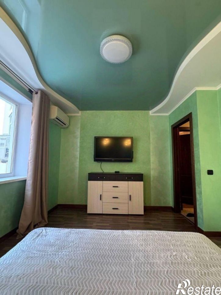 3-комн квартира улица Яблочкова, 23,  д. 23