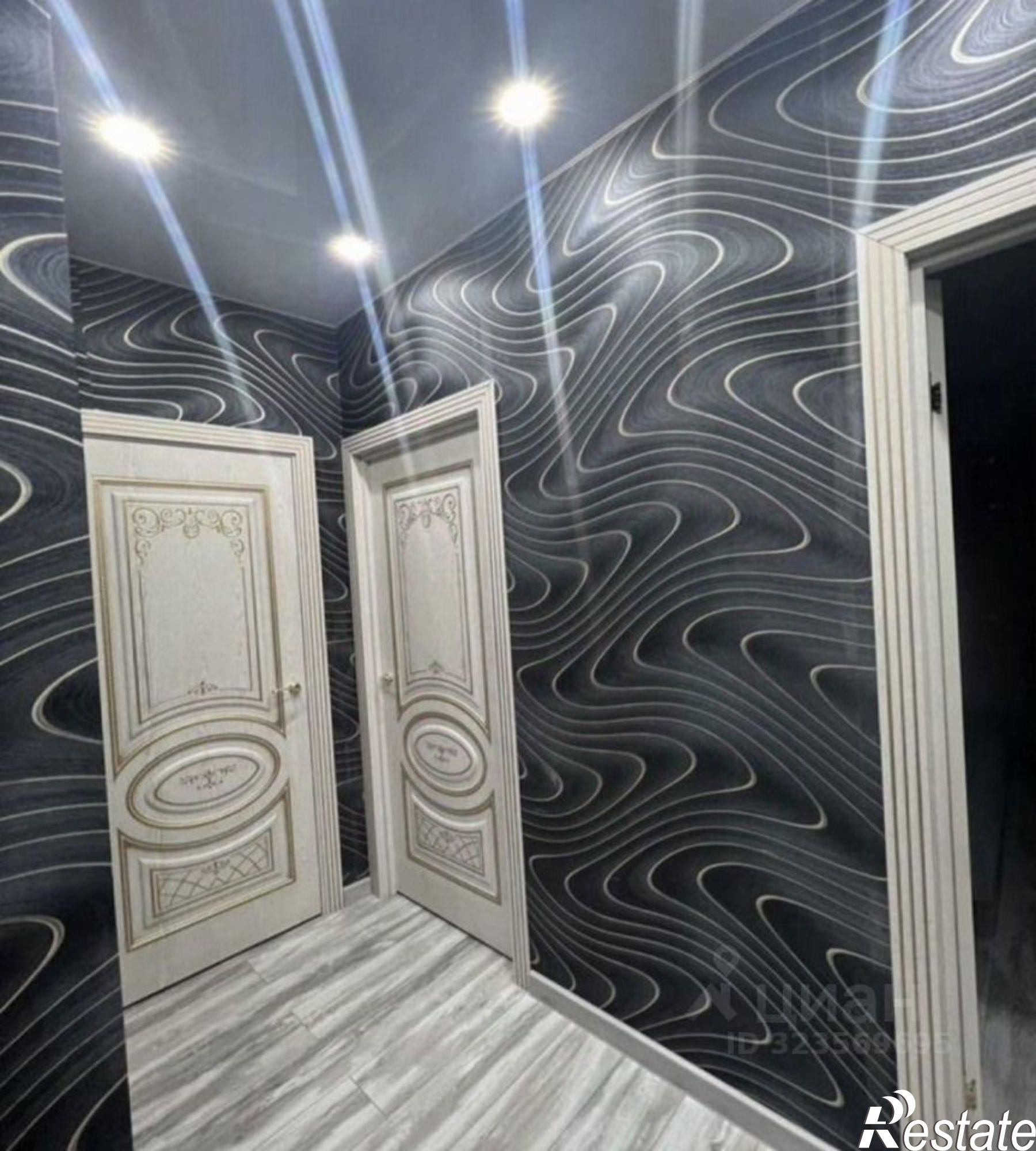 Сдать квартиру за 42 000 рублей на улица Карпинского, 50