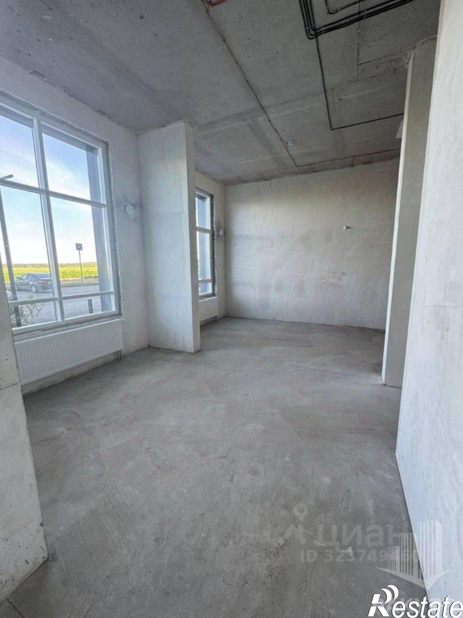 Купить помещение свободного назначения за 105 600 рублей на Серебристая улица, 7