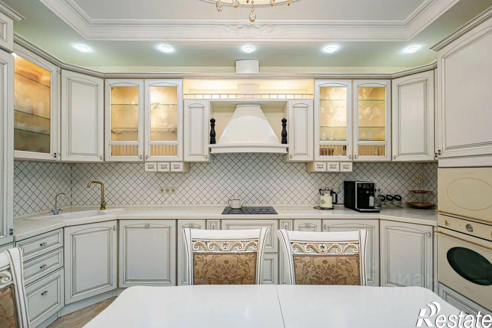 Купить квартиру за 28 900 000 рублей на улица Революции, 21