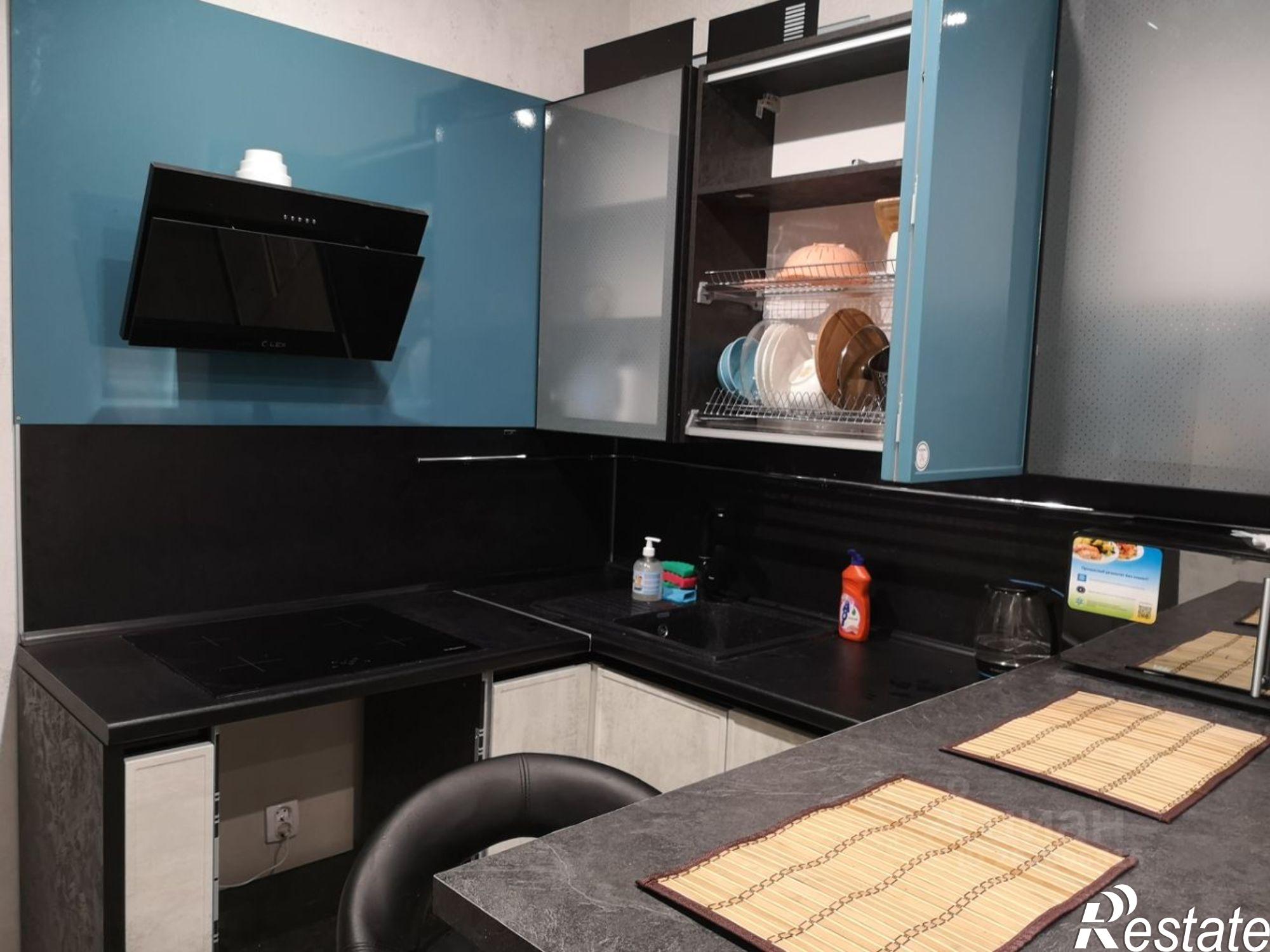 Сдать квартиру за 50 000 рублей на шоссе Космонавтов, 213