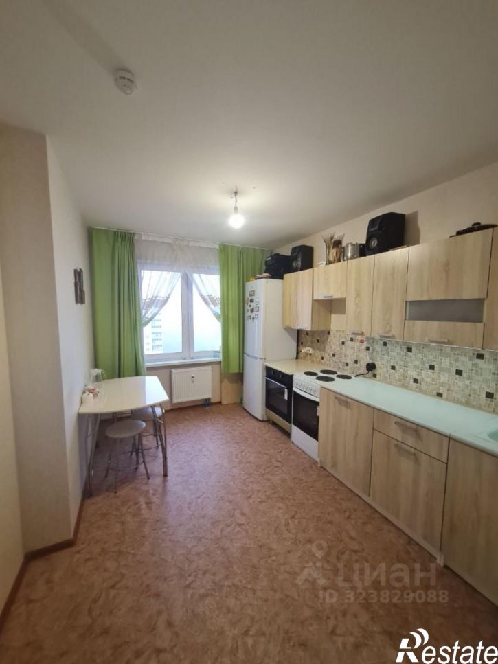 2-комн квартира ул Красные Казармы, 68,  д. 68