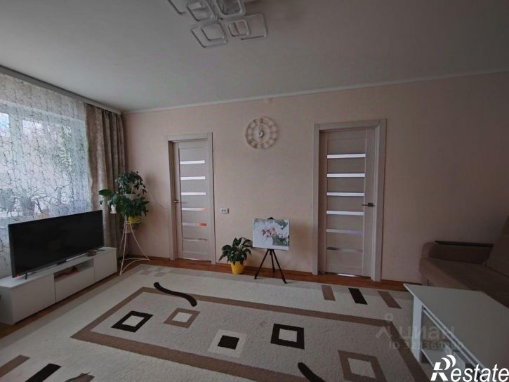 3-комн квартира ул Космонавта Леонова, 42,  д. 42