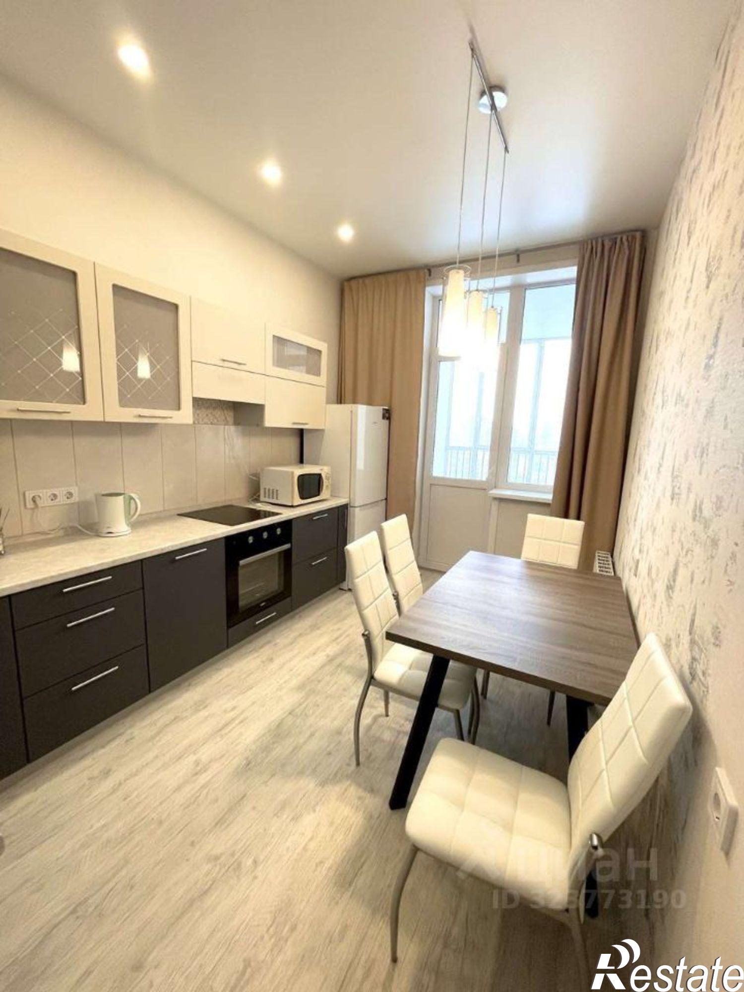 Сдать квартиру за 35 000 рублей на ул Толмачева, 15