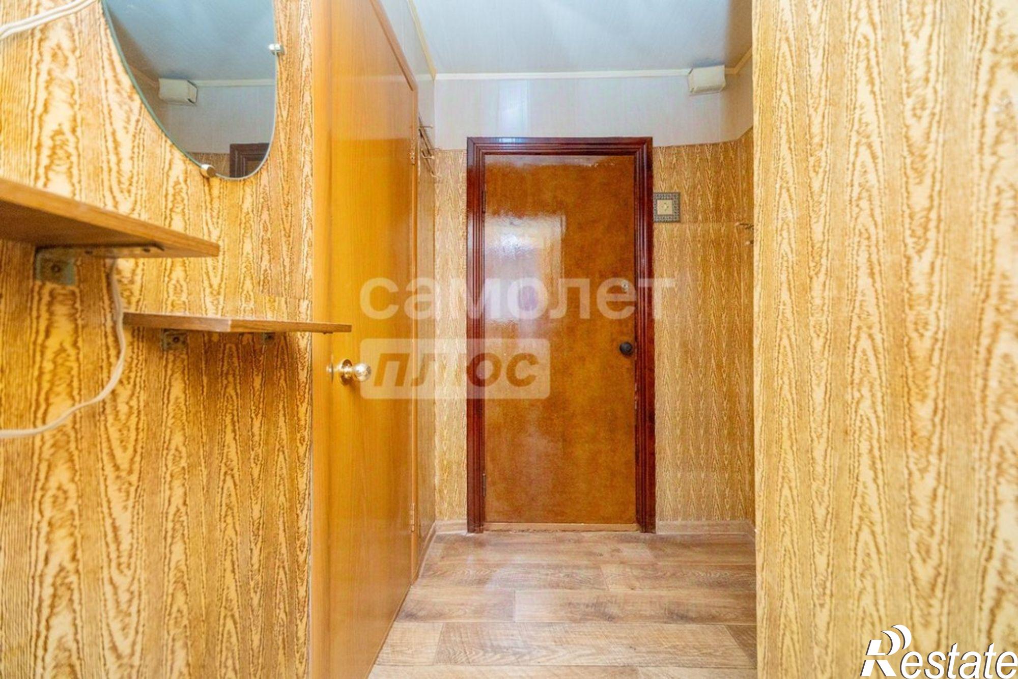 Купить квартиру за 2 700 000 рублей на 1-й Еловский пер, 12