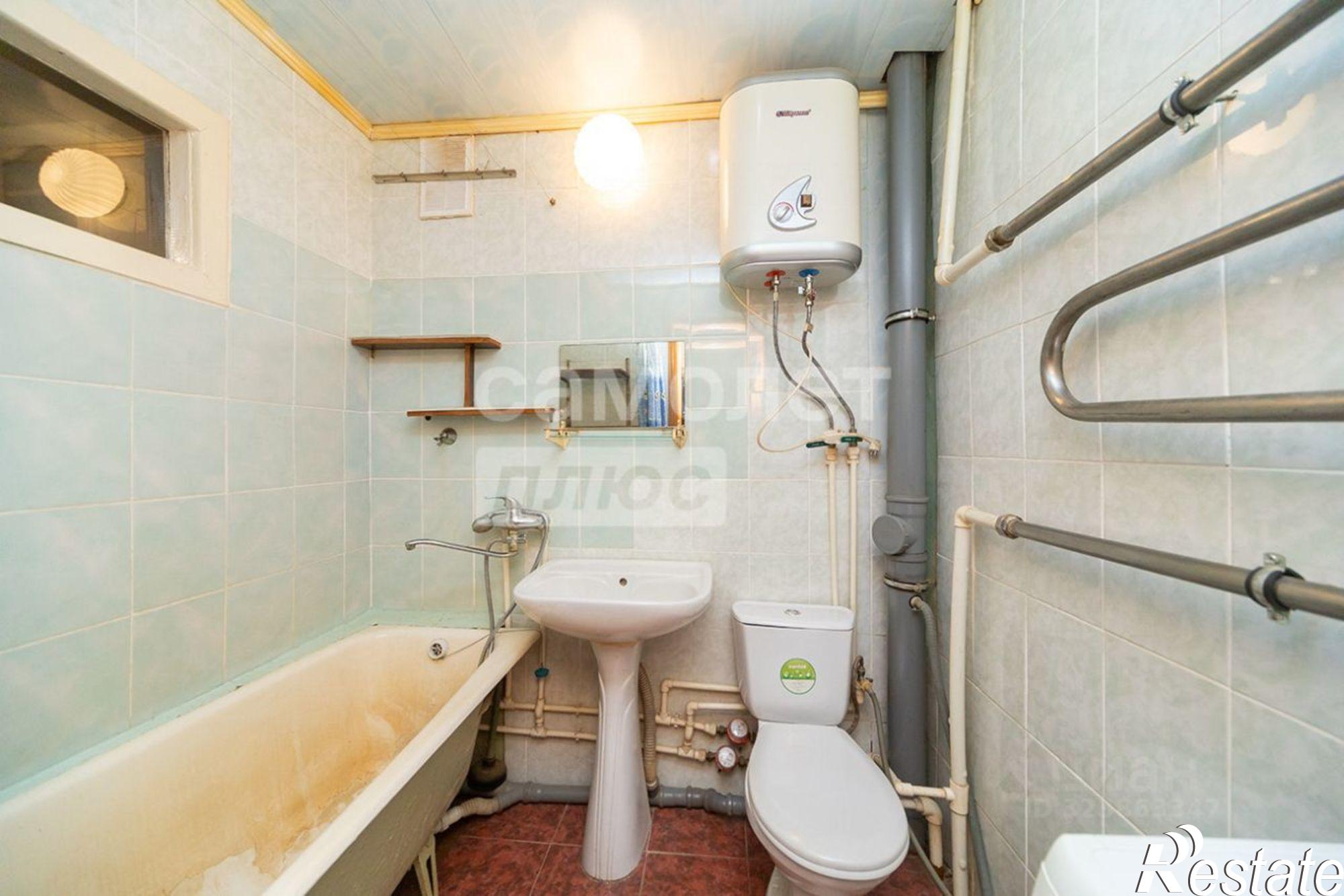 Купить квартиру за 2 700 000 рублей на 1-й Еловский пер, 12