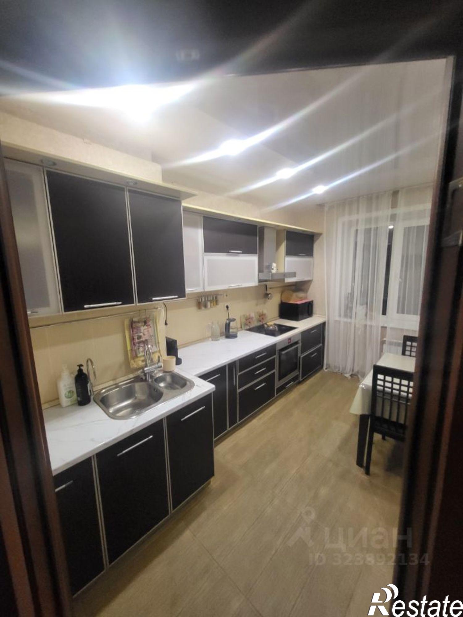 Сдать квартиру за 40 000 рублей на ул Подводников, 11б