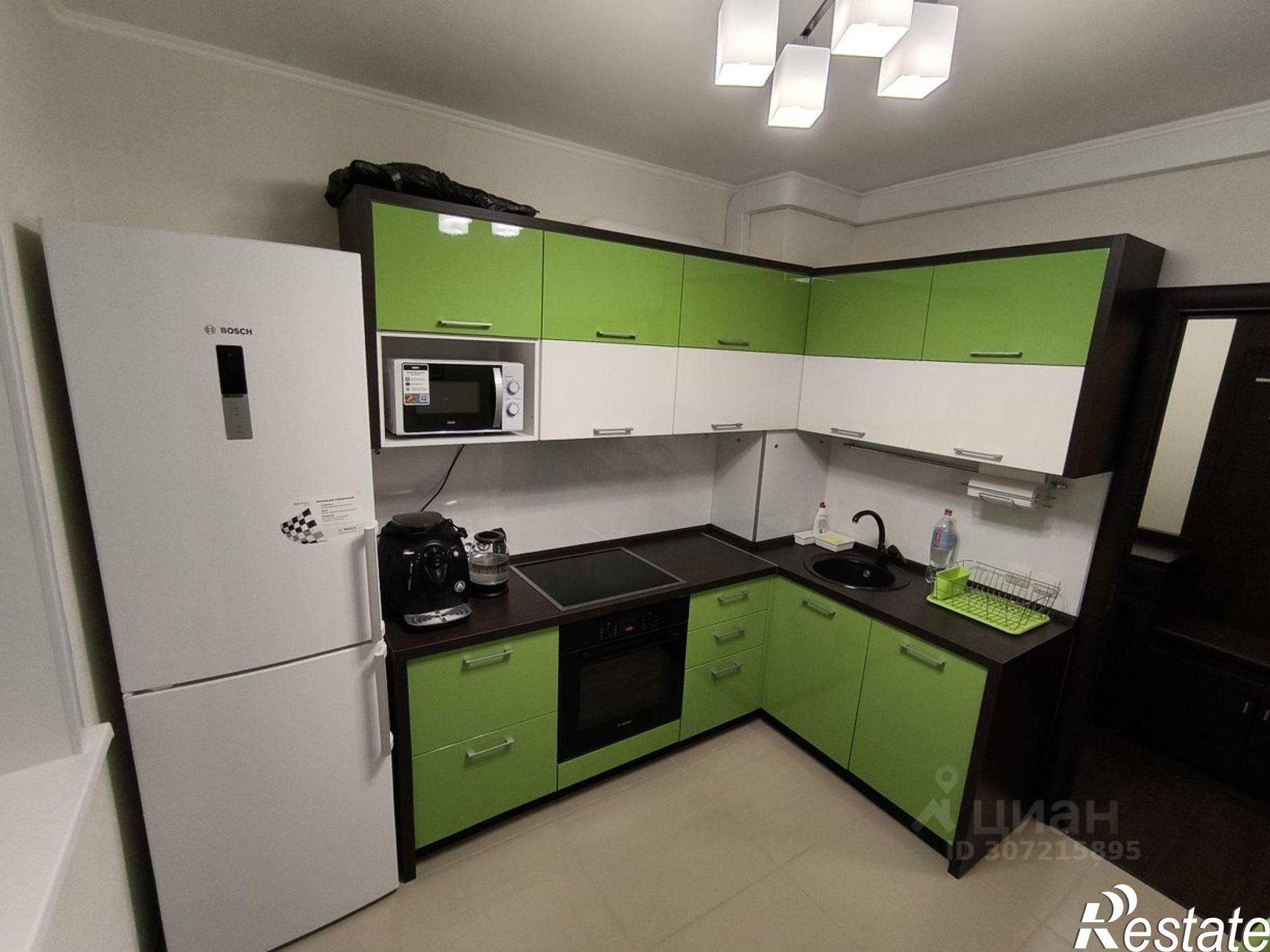 Сдать квартиру за 34 000 рублей на улица Макаренко, 19 к2