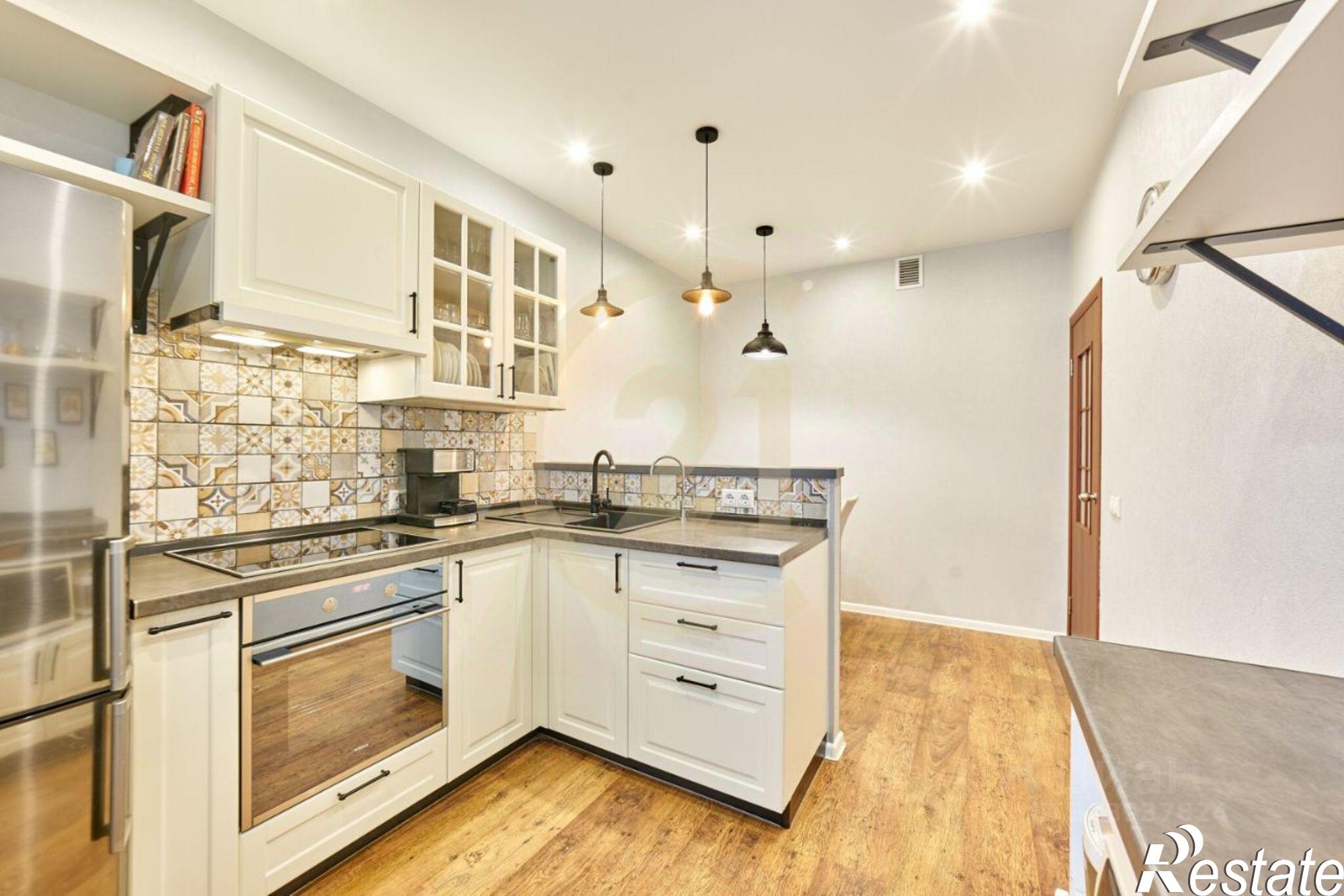 Купить квартиру за 7 200 000 рублей на Уинская улица, 43