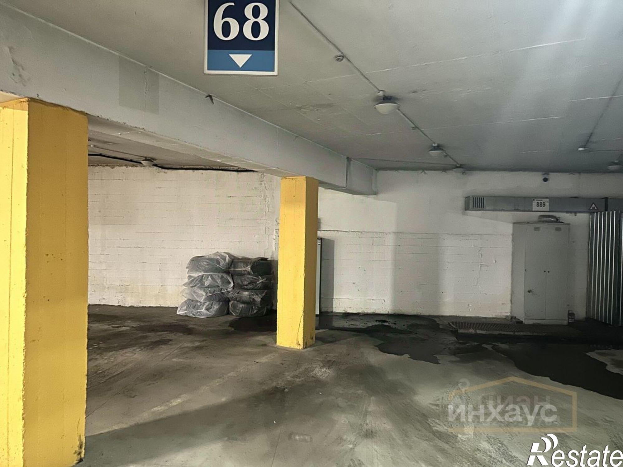 Купить гараж, место в паркинге за 1 700 010 рублей на Красновишерская улица, 39