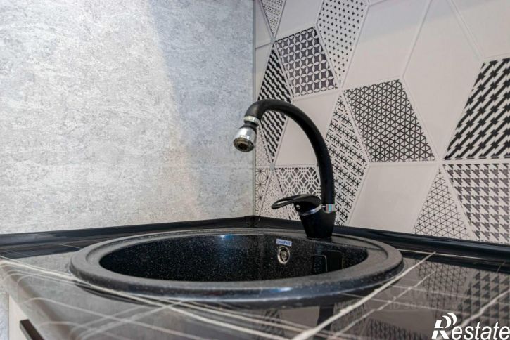 2-комн квартира ул Карла Модераха, 8,  д. 8