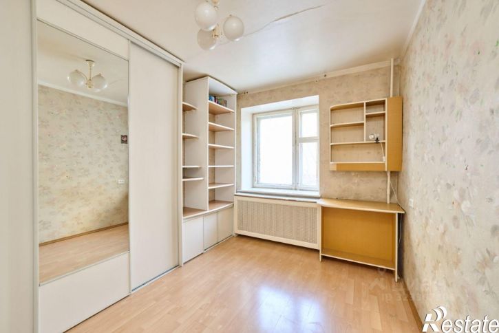 3-комн квартира улица Елькина, 47,  д. 47