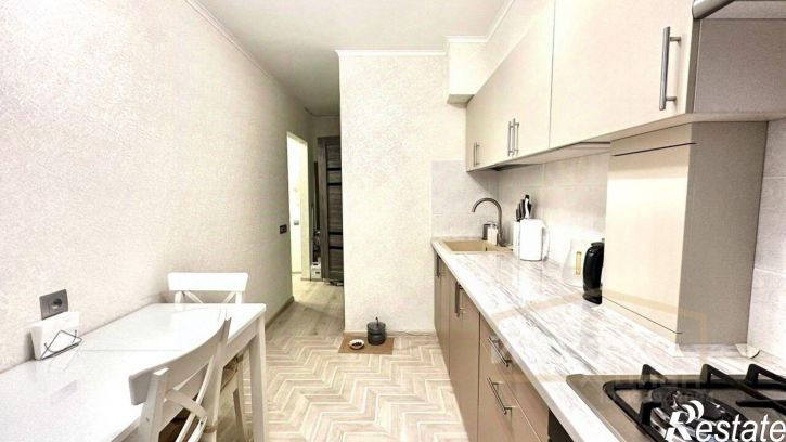 2-комн квартира улица Моторостроителей, 8,  д. 8