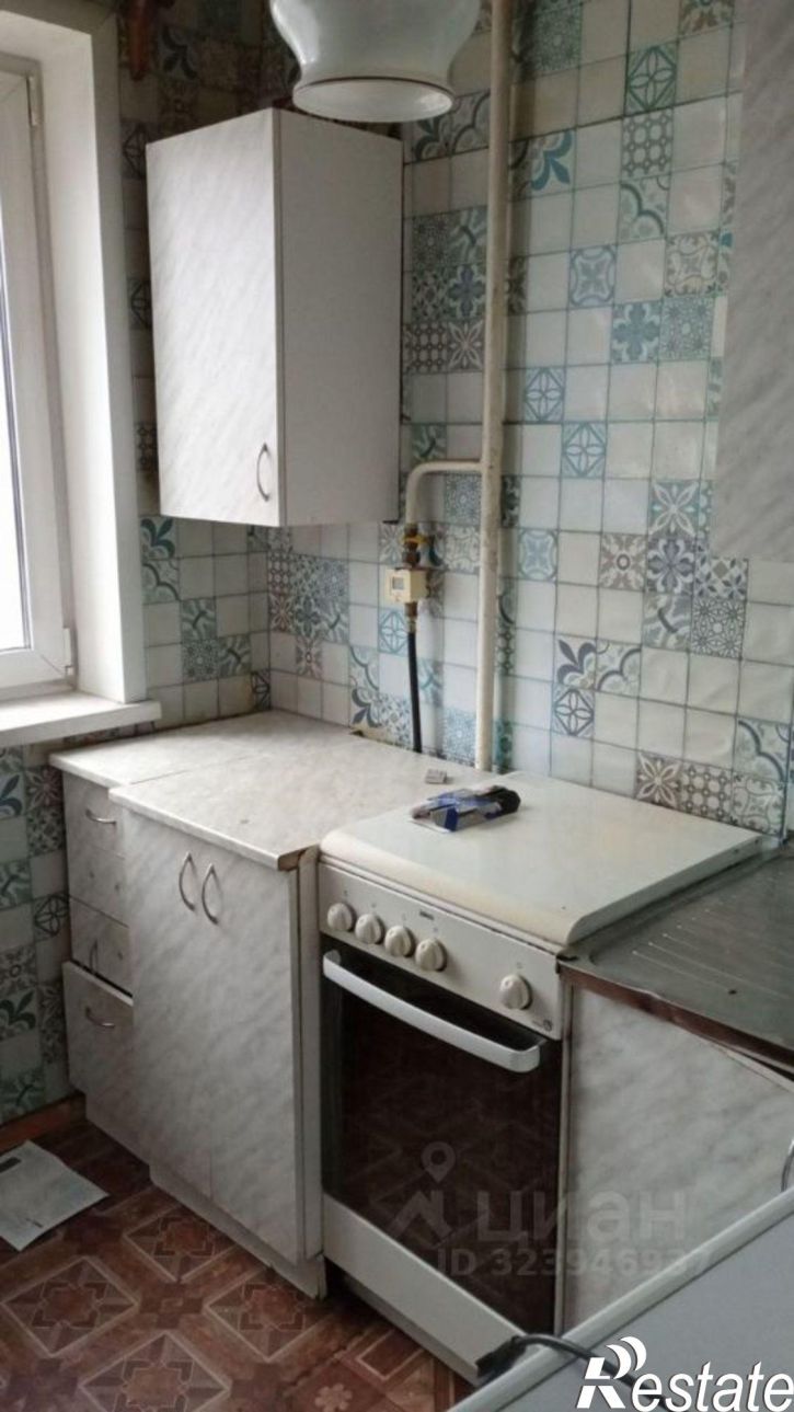 2-комн квартира улица Милиционера Власова, 27,  д. 27