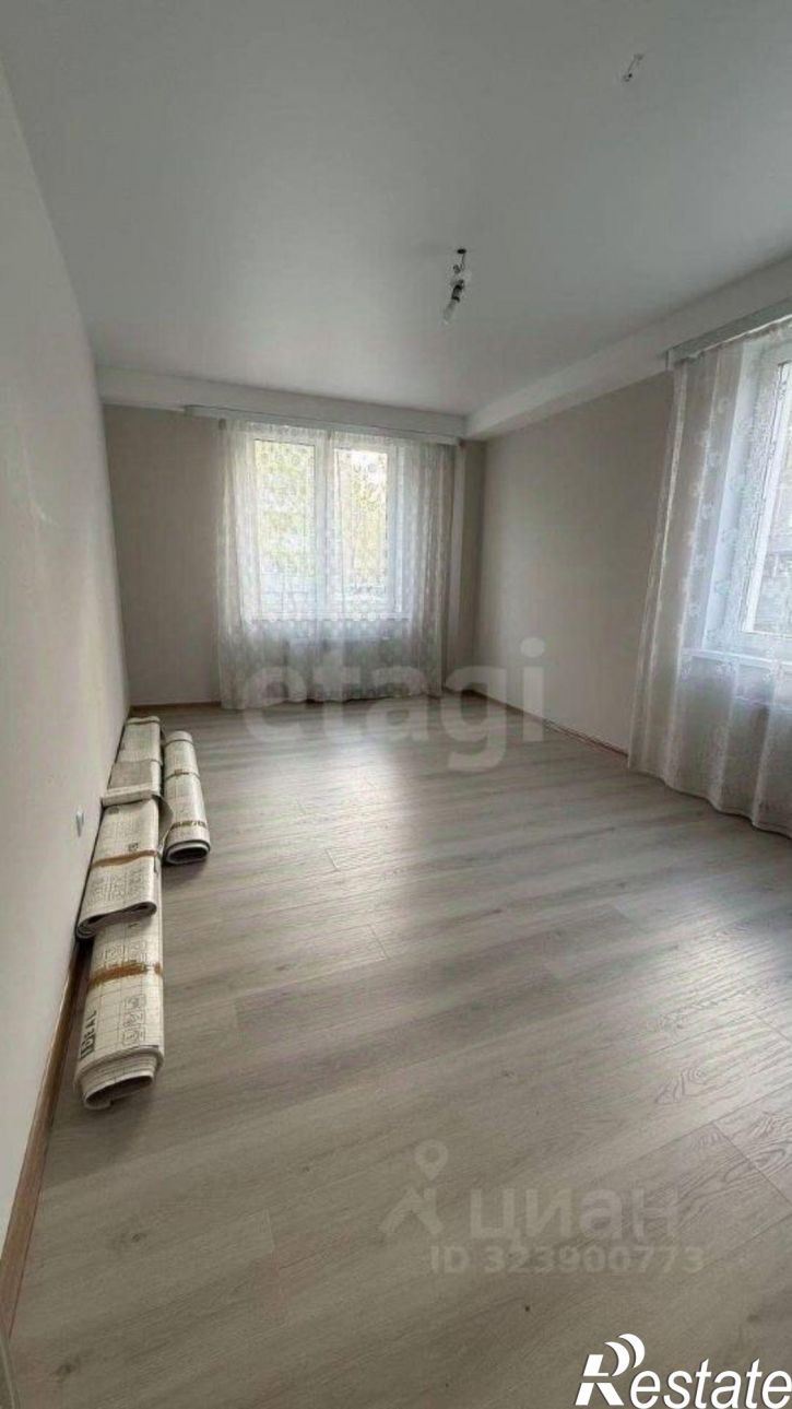 2-комн квартира улица Космонавта Леонова, 68Б,  д. 68Б