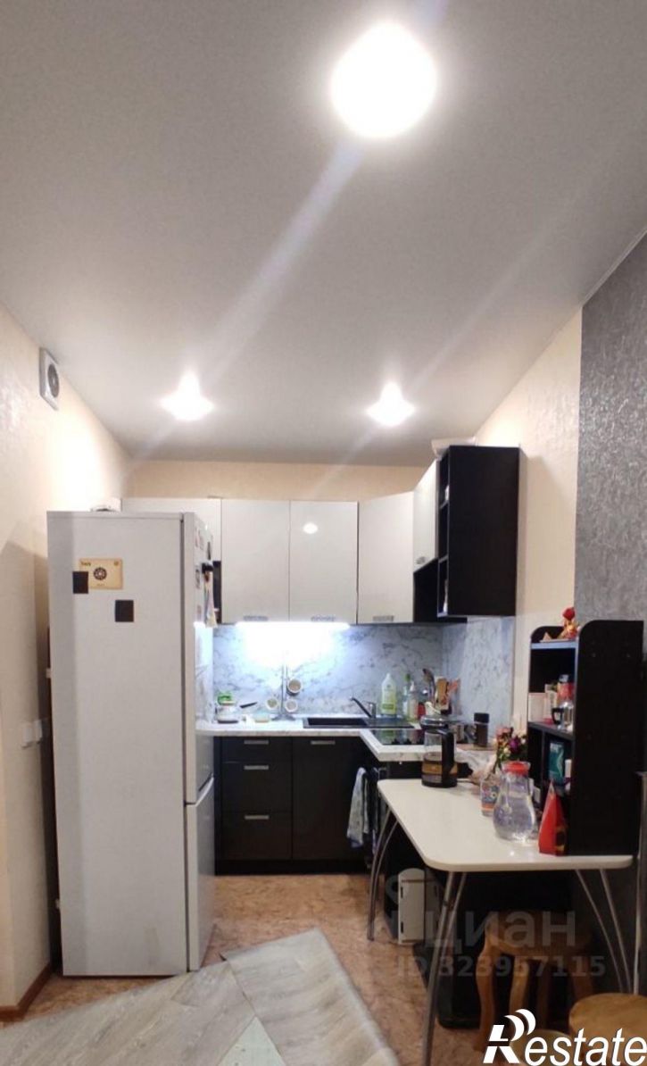 1-комн квартира улица Красные Казармы, 64,  д. 64