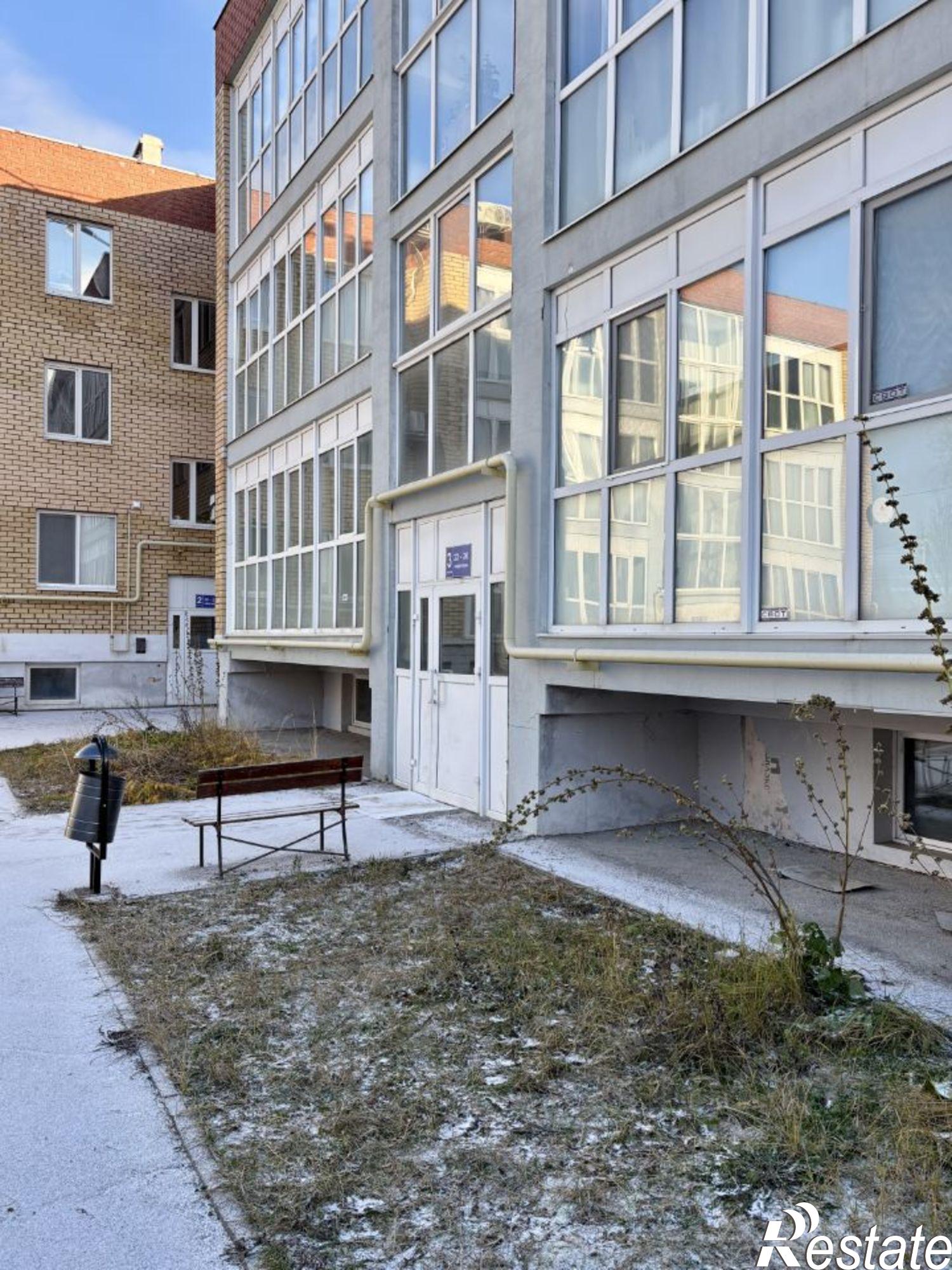 Купить квартиру за 5 600 000 рублей на Гайвинская улица, 42