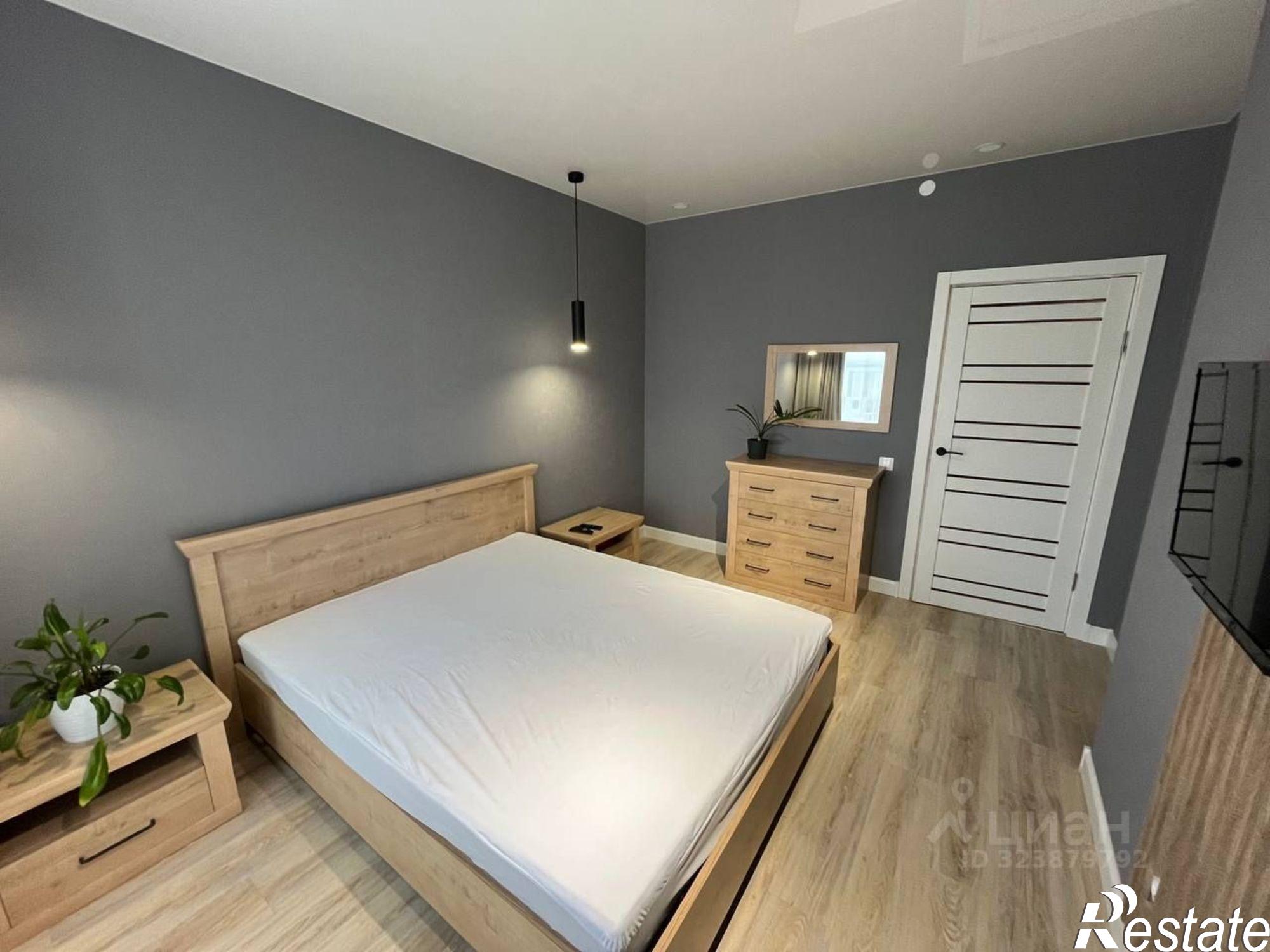 Сдать квартиру за 60 000 рублей на ул Революции, 48в