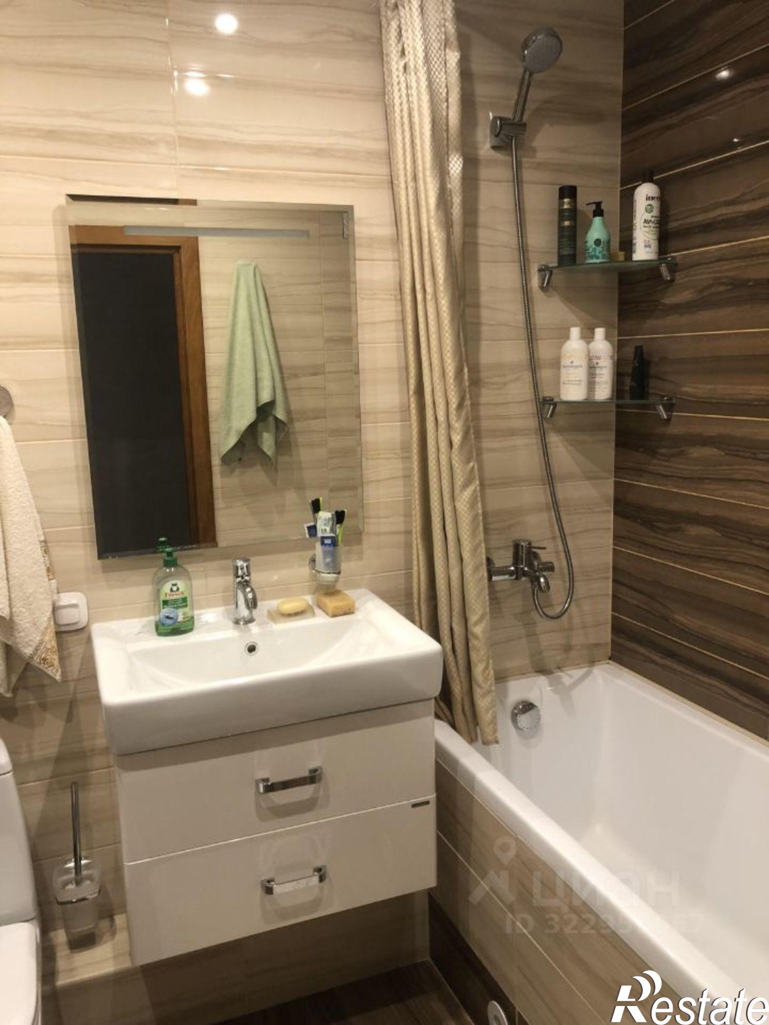 Сдать квартиру за 40 000 рублей на ул Подлесная, 43а