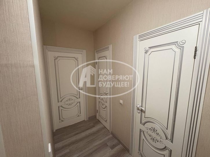 3-комн квартира Камышловская улица, 21