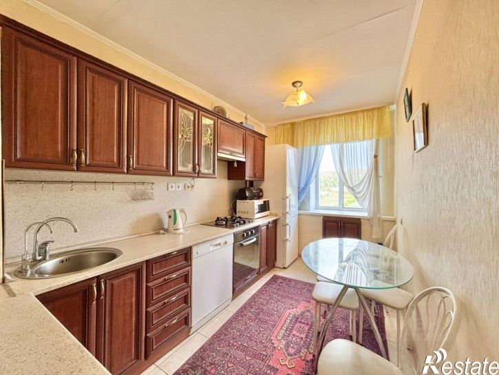 3-комн квартира ул Героев Хасана, 159,  д. 159