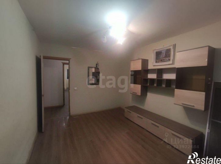 3-комн квартира ул Связистов, 11,  д. 11