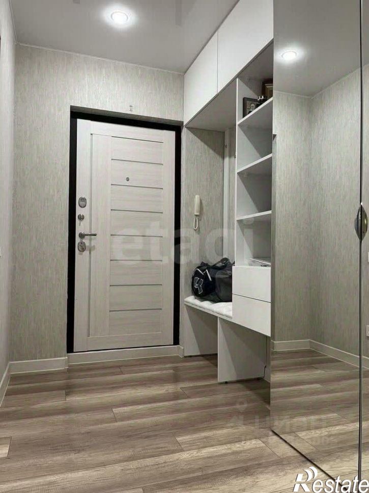 2-комн квартира улица Желябова, 3,  д. 3