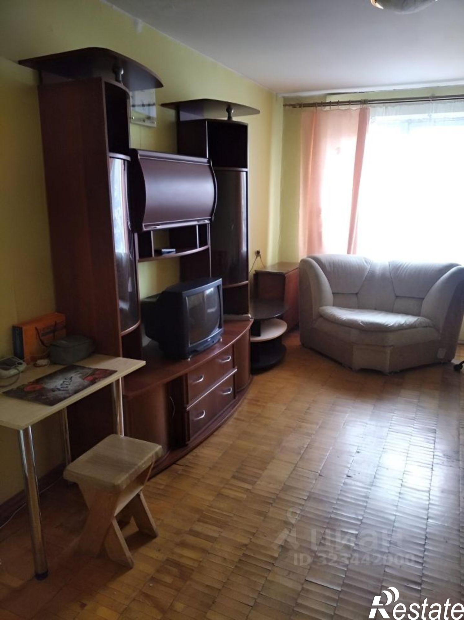 Сдать комнату за 8 000 рублей на Молдавская улица, 18