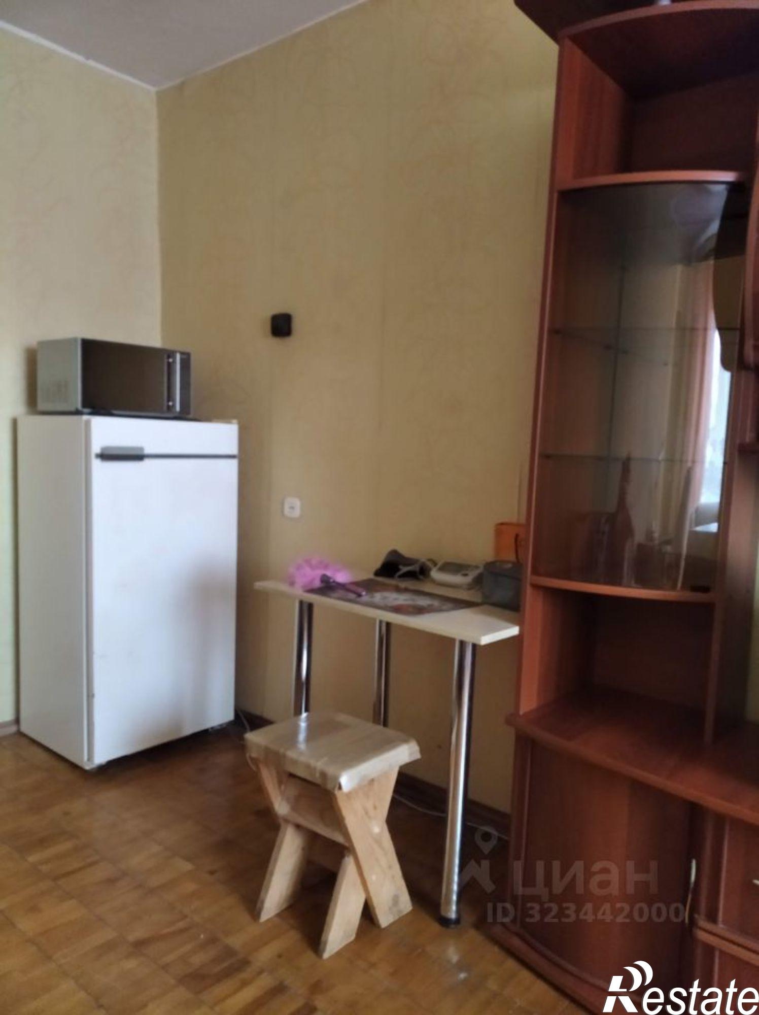 Сдать комнату за 8 000 рублей на Молдавская улица, 18