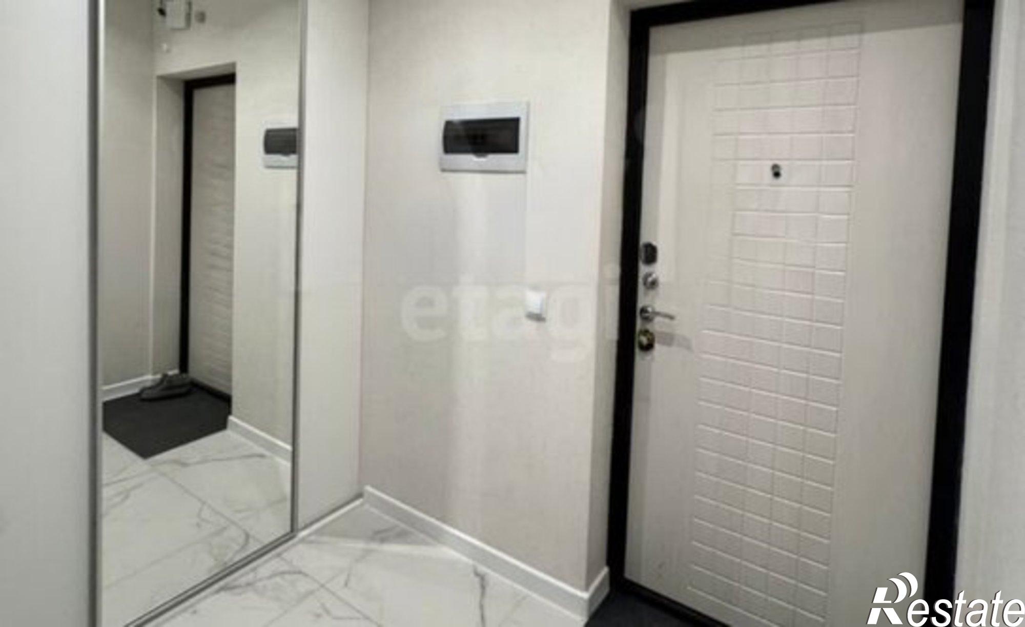 Купить квартиру за 5 600 000 рублей на Оханская улица, 29