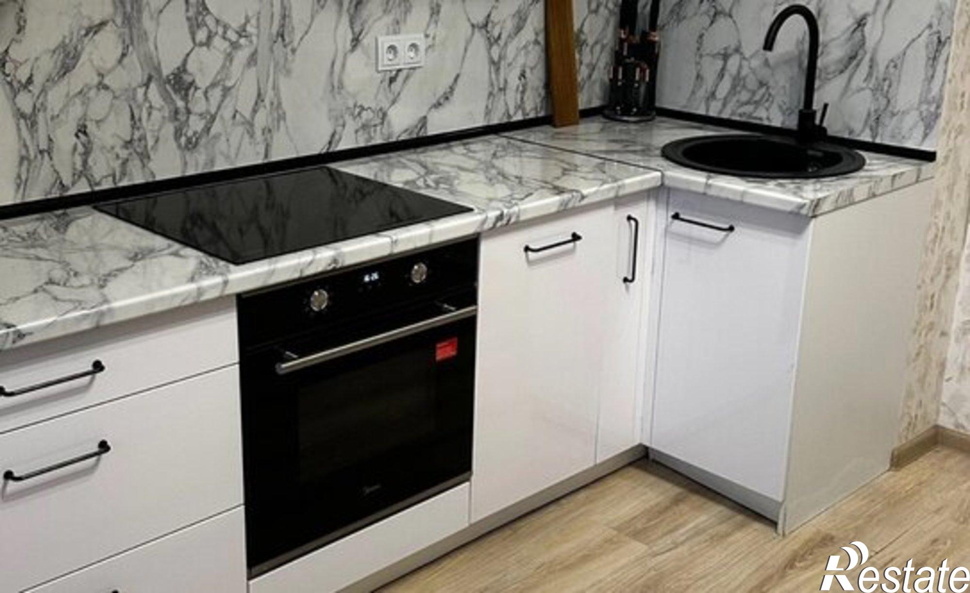 Купить квартиру за 8 000 000 рублей на улица Революции, 48В