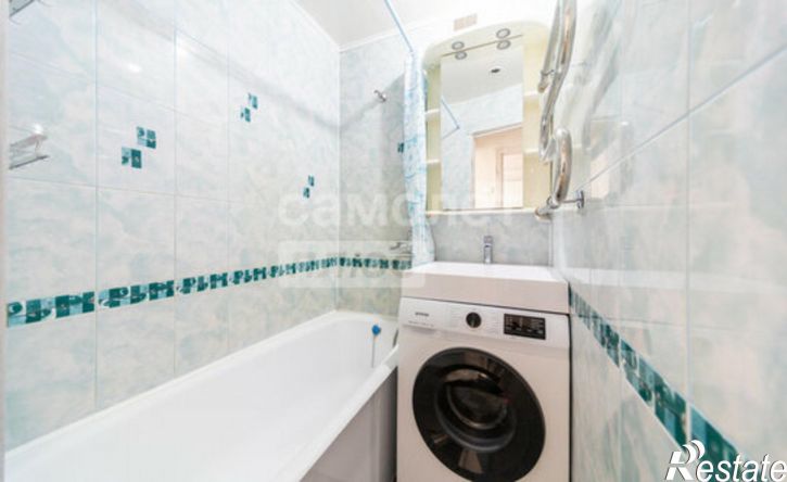 2-комн квартира улица Адмирала Старикова, 11,  д. 11