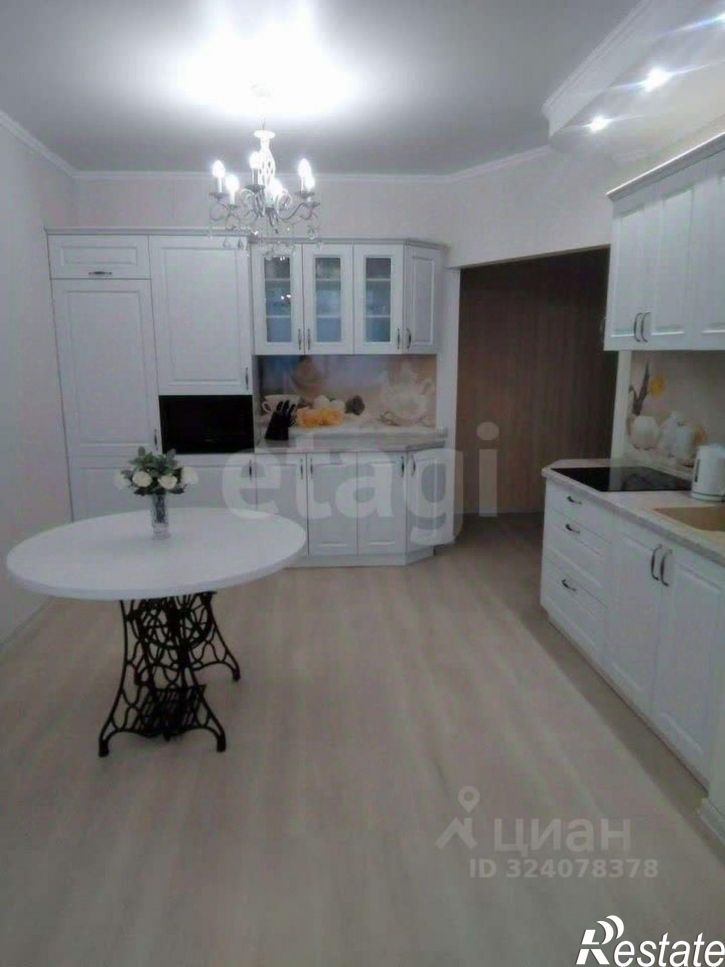 3-комн квартира ул Советской Армии, 72/4,  д. 72/4