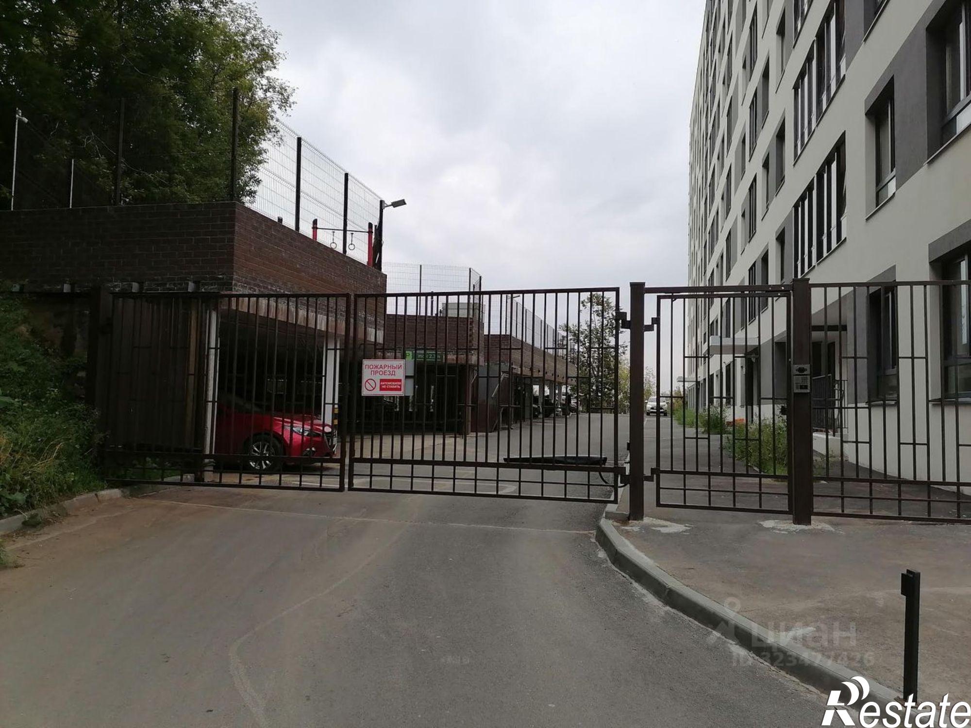 Купить гараж, место в паркинге за 500 010 рублей на ул Лифанова, 38