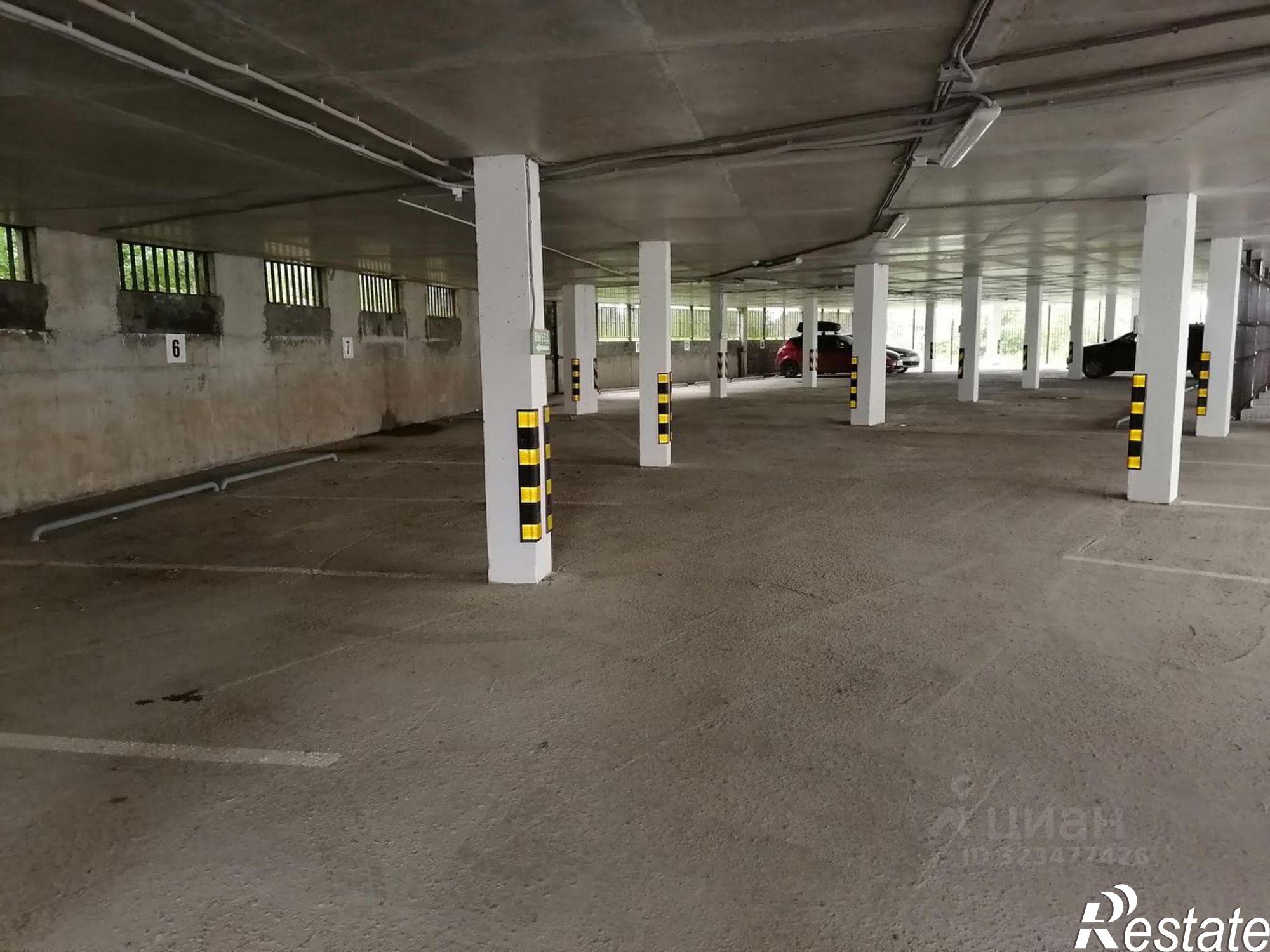 Купить гараж, место в паркинге за 500 010 рублей на ул Лифанова, 38