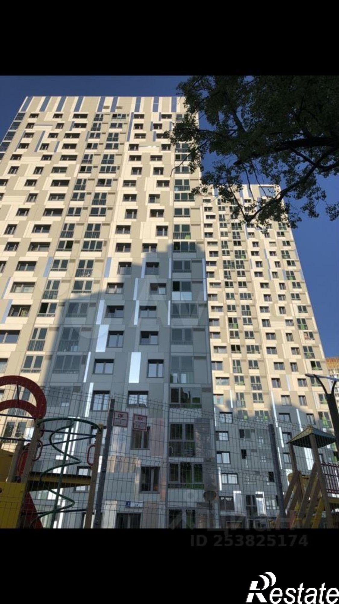 Сдать квартиру за 35 000 рублей на улица Революции, 54