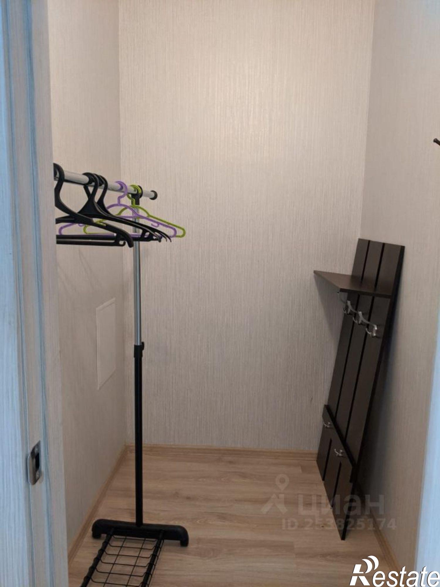 Сдать квартиру за 35 000 рублей на улица Революции, 54