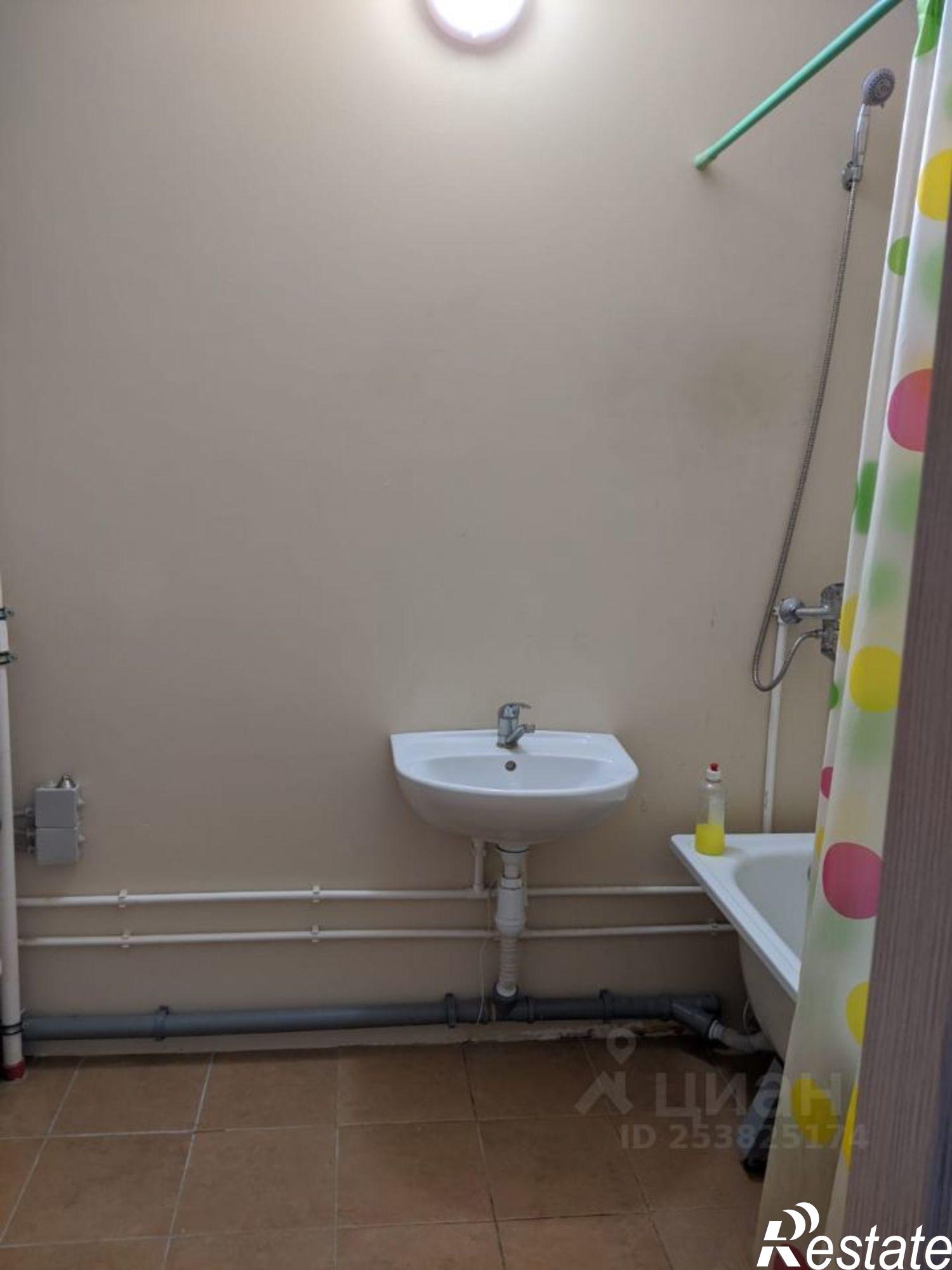 Сдать квартиру за 35 000 рублей на улица Революции, 54