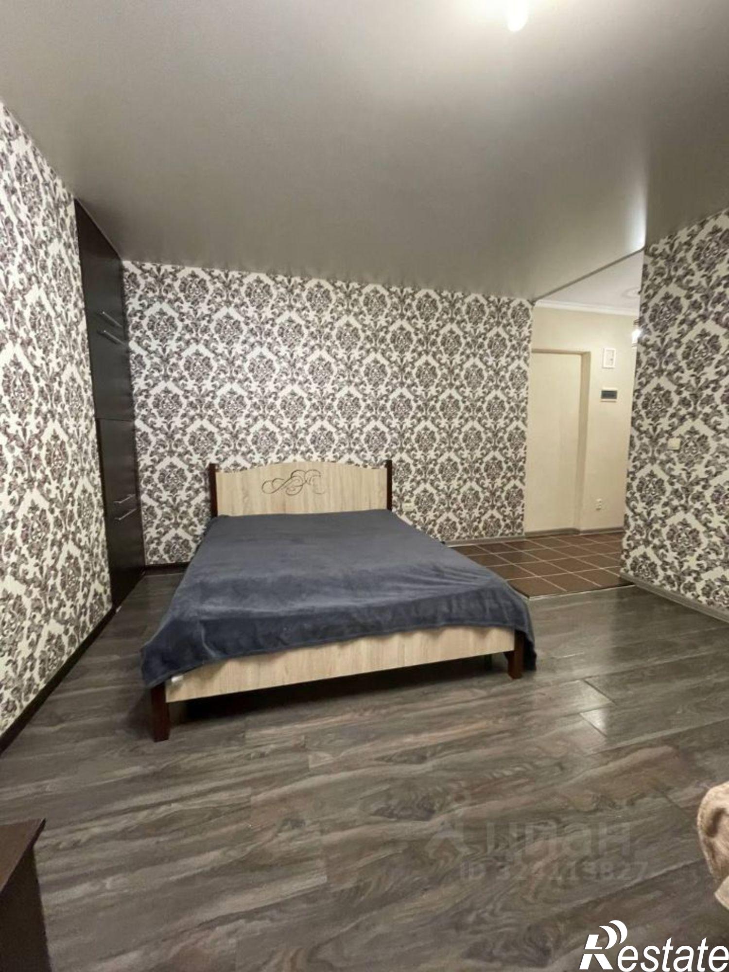 Сдать квартиру за 25 000 рублей на улица Мира, 90