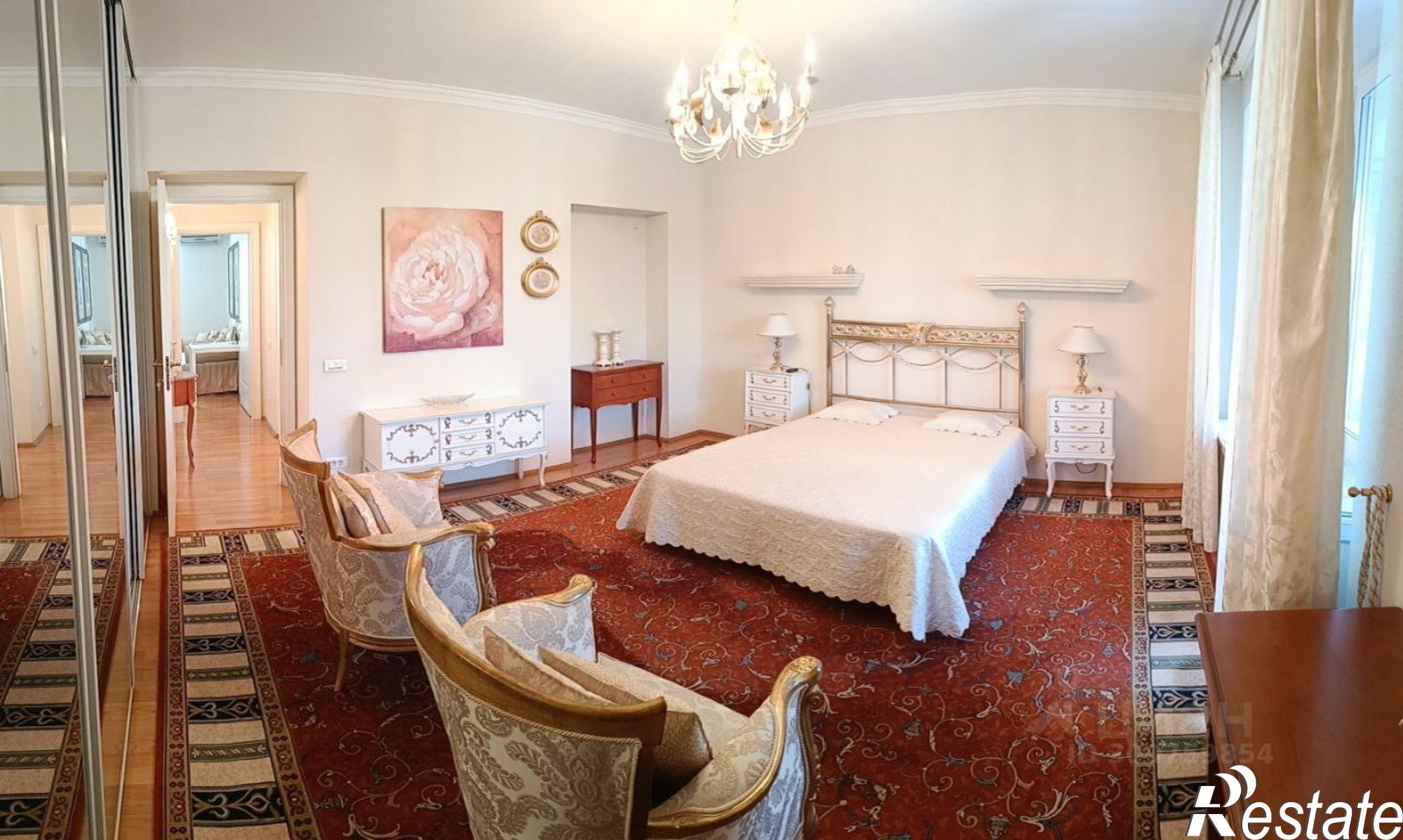 Купить квартиру за 41 000 000 рублей на бульвар Гагарина, 77А