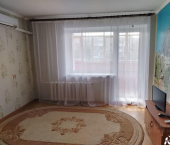 2-комн, 52кв м, этаж 4/10 ул Революции, 6