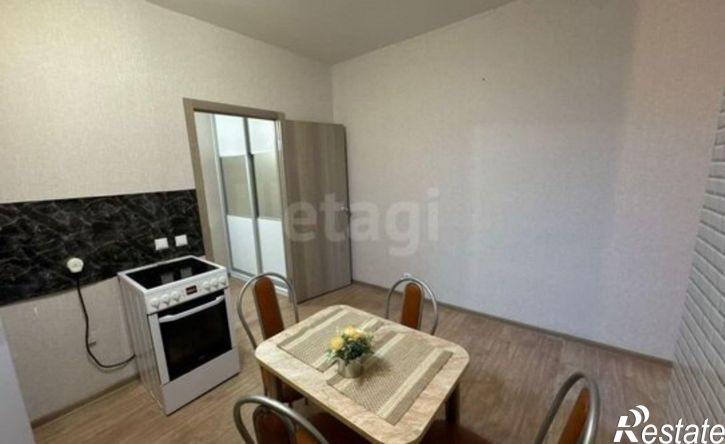 2-комн квартира улица Василия Татищева, 6,  д. 6