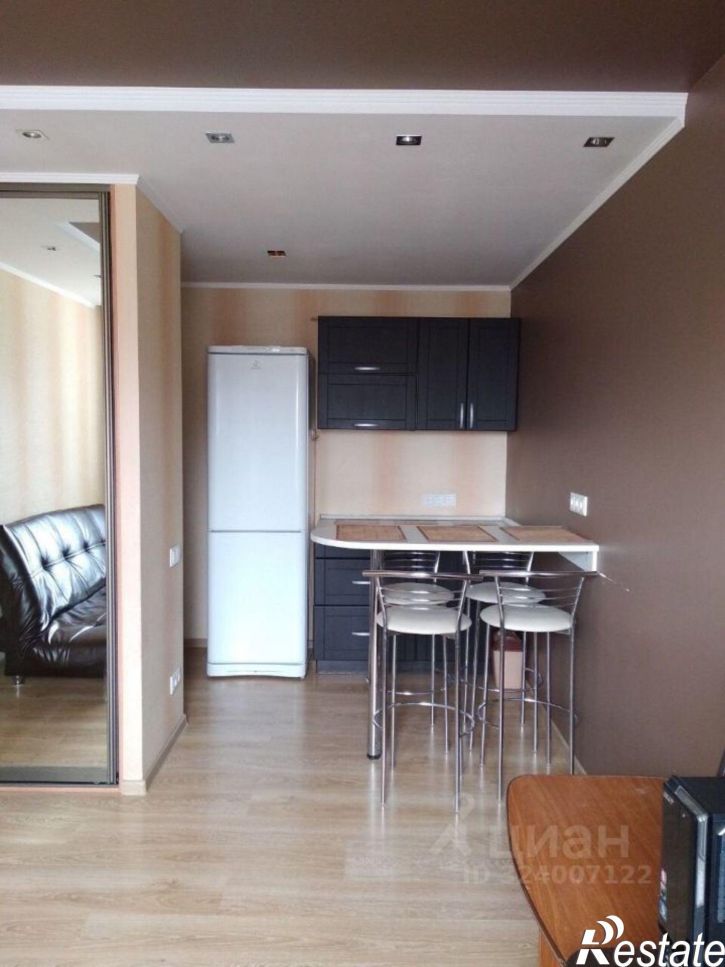 Комната улица Емельяна Ярославского, 10/6,  д. 10/6