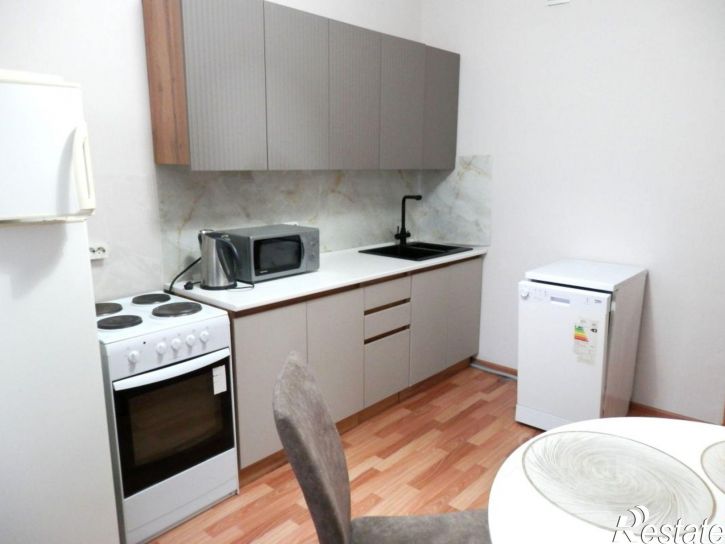 2-комн квартира ул Светлогорская, 11,  д. 11