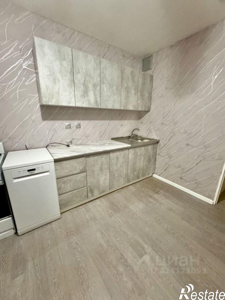 3-комн квартира улица Генерала Черняховского, 57,  д. 57