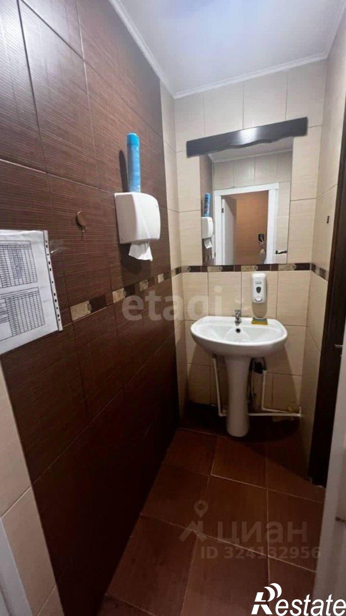 Сдать офис, помещение под офис за 85 009 рублей на улица Репина