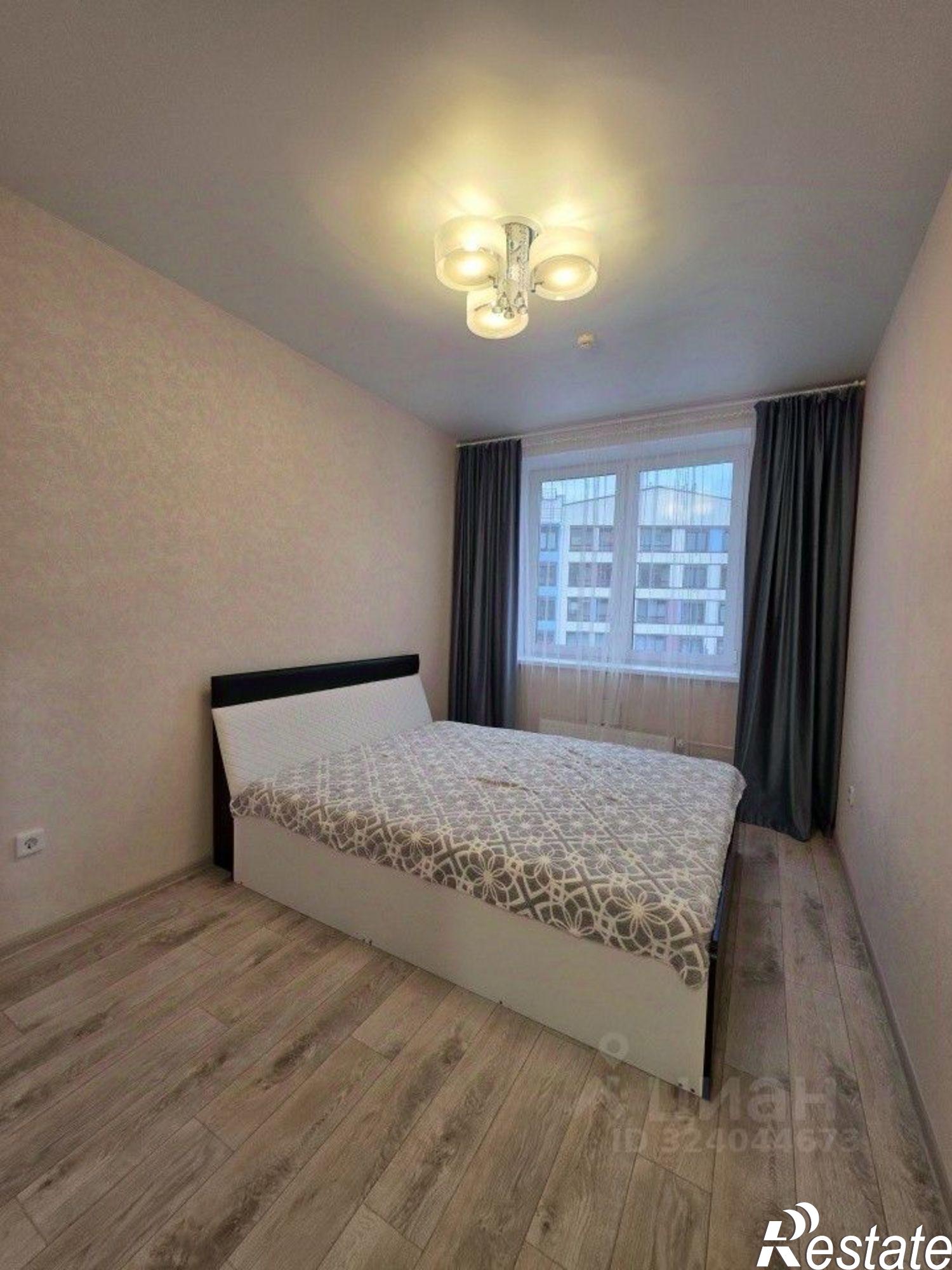 Сдать квартиру за 30 000 рублей на улица Борцов Революции, 1А к1