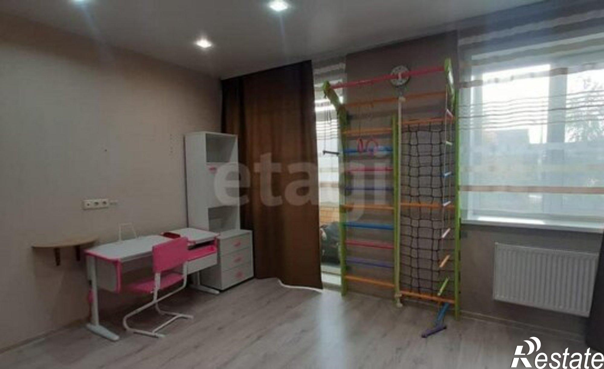 Купить квартиру за 5 250 000 рублей на Пышминская улица, 14