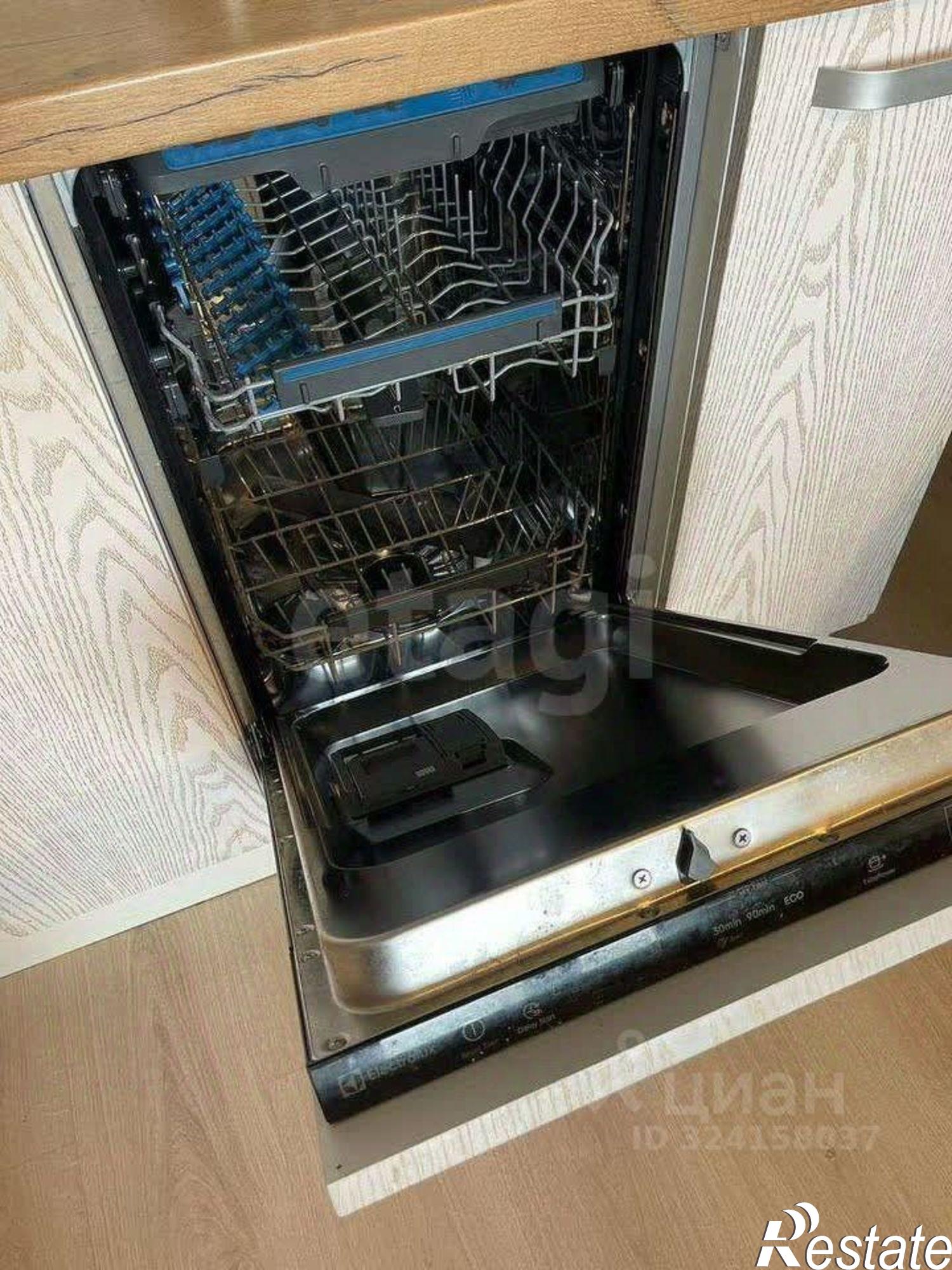 Сдать квартиру за 50 000 рублей на ул Нефтяников, 12/39