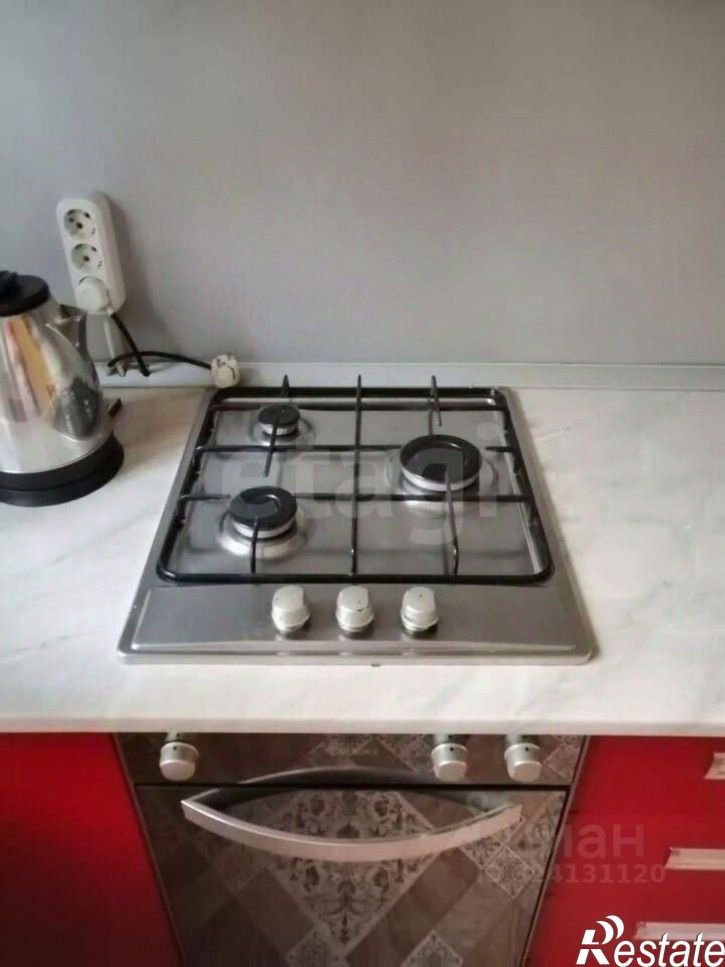 2-комн квартира ул Космонавта Леонова, 38,  д. 38